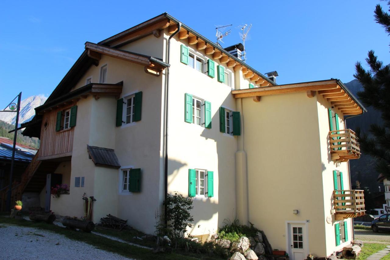 Apartment Dolavilla Canazei Exterior foto